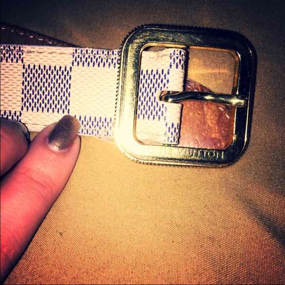 LV belt authentic 100%