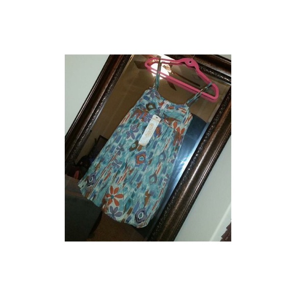 💛 Adorable summer dress NWT size large 💛 - Picture 2 of 3