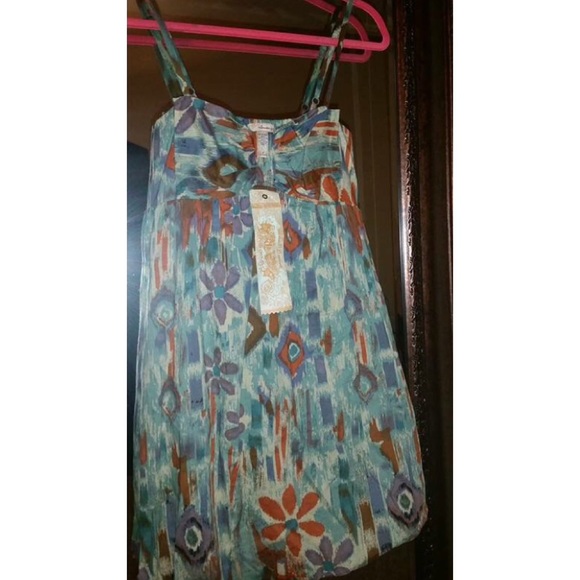 💛 Adorable summer dress NWT size large 💛 - Picture 3 of 3