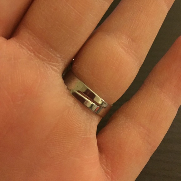 Flower Design Rhinestone Ring 💎 - Picture 2 of 2