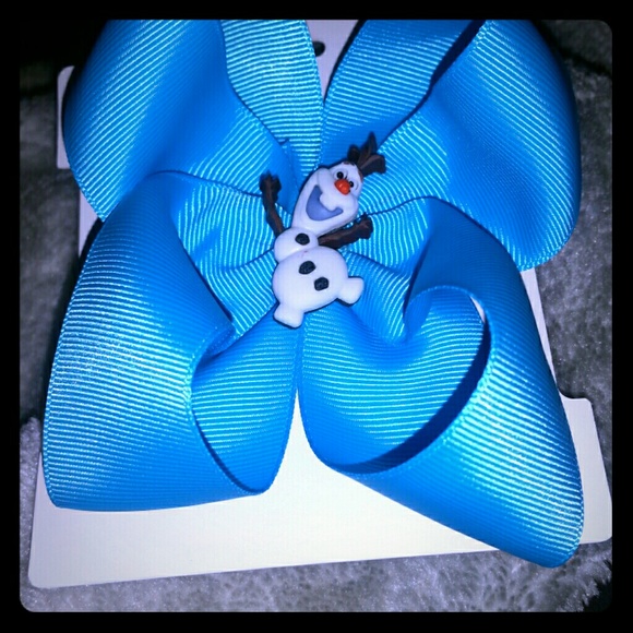 Handmade 6" blue grosgrain Olaf bow