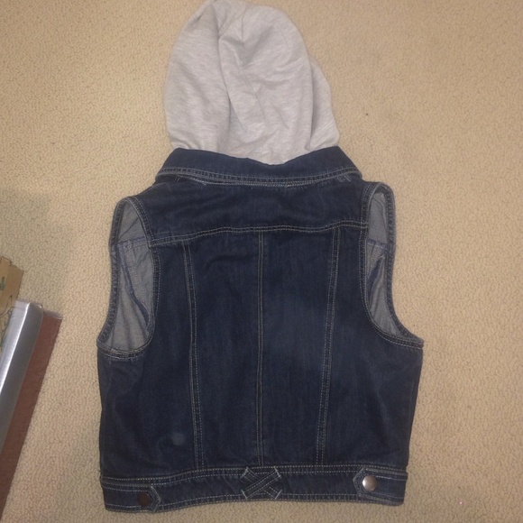 Forever 21 jean vest! - Picture 2 of 2