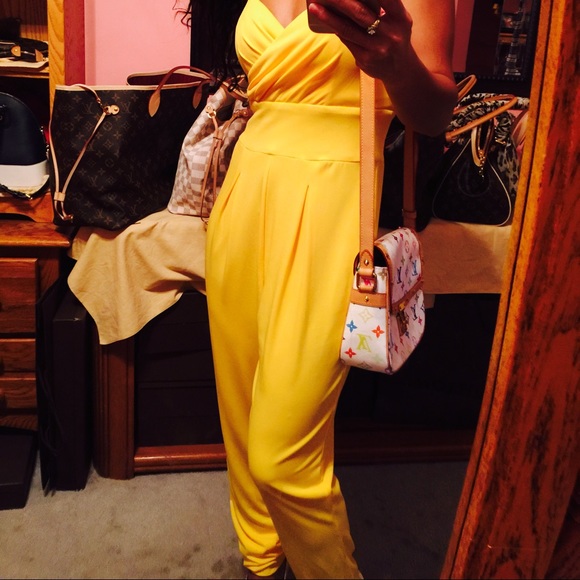 Bebe XS - Picture 3 of 3