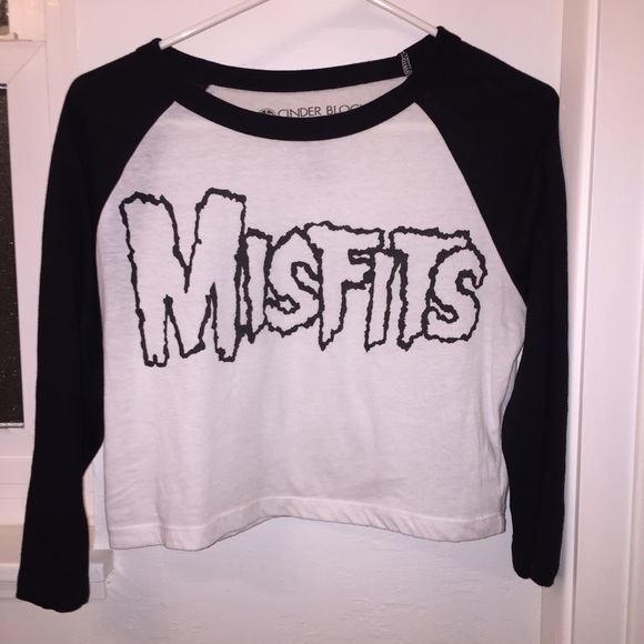 ❗️SOLD❗️Misfits forever21 crop top - Picture 2 of 2