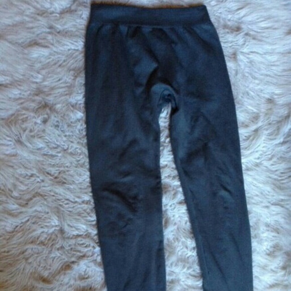 Grey leggings!!! :)