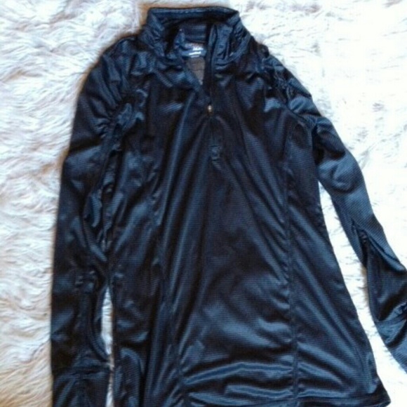 Work out pull over