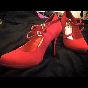Lovely red heels!
