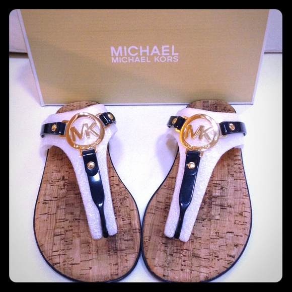 Michael Kors Shoes - ❎❎Bundle❎❎Michael Kors charm jelly sandals