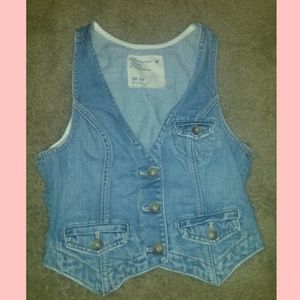 American Eagle Sleeveless Jean Vest XS - SO CUTE!