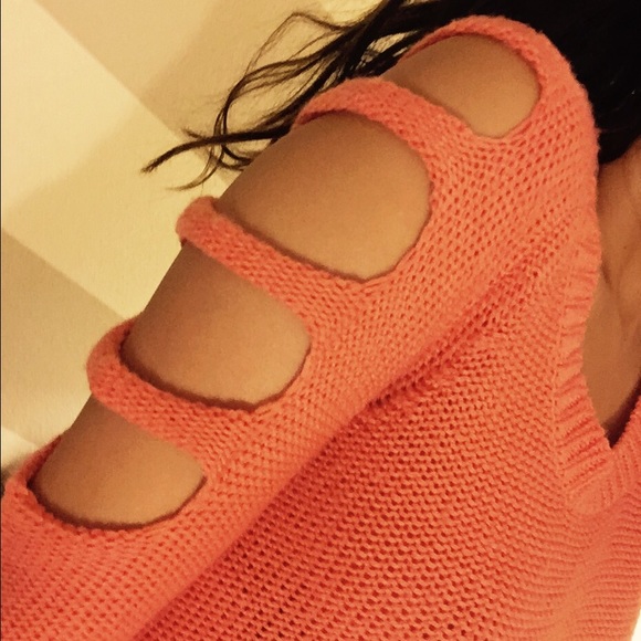 🚀SOLD🚀 Pink Cut Up Sleeve Knit
