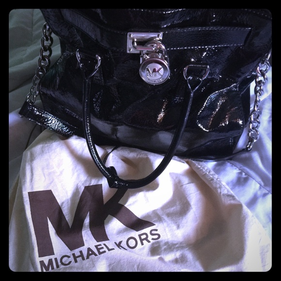 Patent Michael Kors top handle