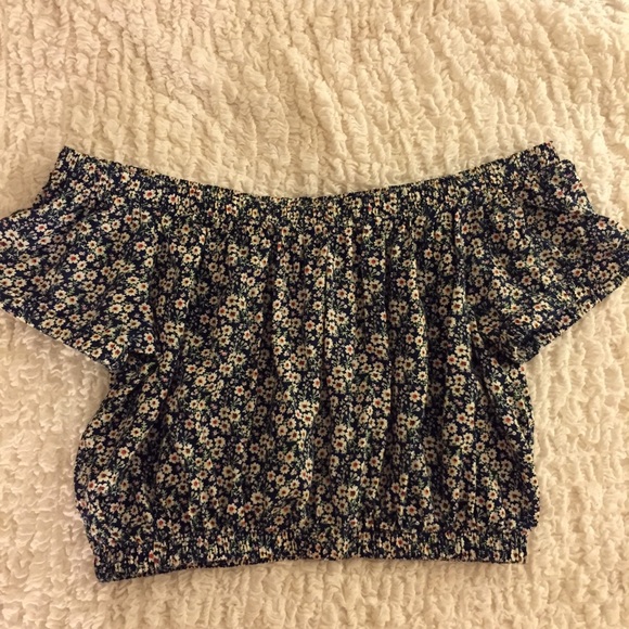 Floral Off the Shoulder Crop Top