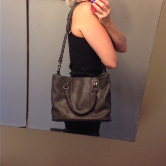 ***SOLD IN A BUNDLE*** KENSIE** purse - Picture 4 of 4