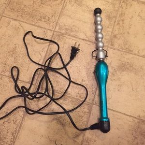 Bed Head Rock N Roller- USED ONCE!!