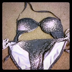 Need a super cute bathing suit? Here it is