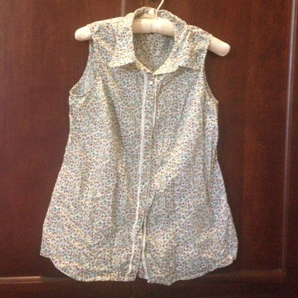 Blue FloralMaternity top