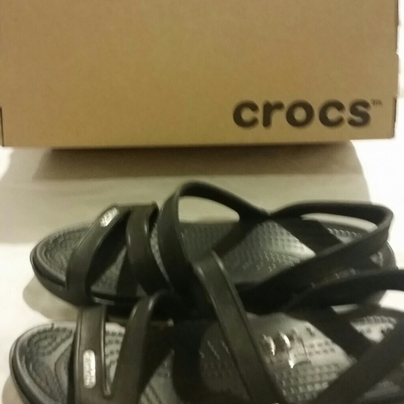 Cute black lightweight crocs. Never worn
