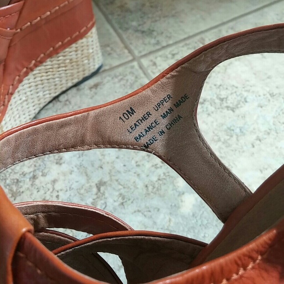 Cognac leather wedges - Picture 2 of 3