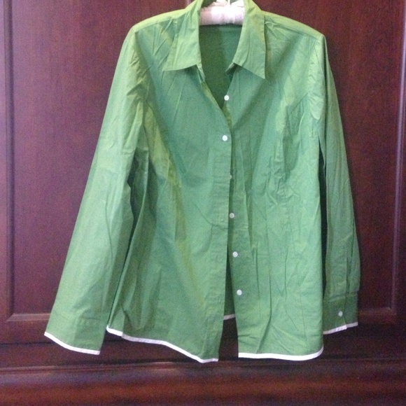 Green Maternity top