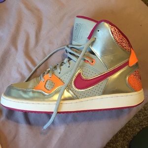 Nike son of force mid women's shoes