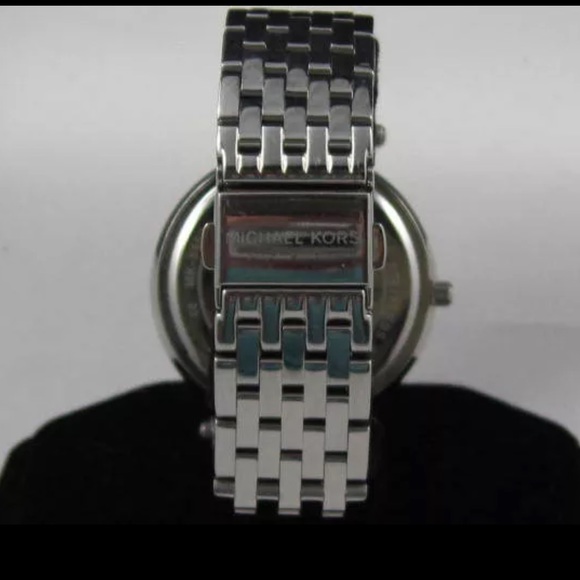 Michael kors watch - Picture 3 of 4