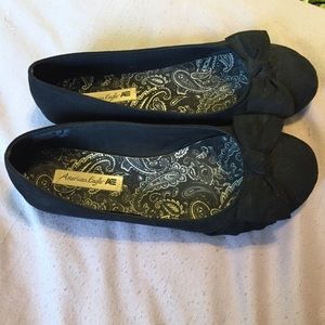 American Eagle by Payless flats