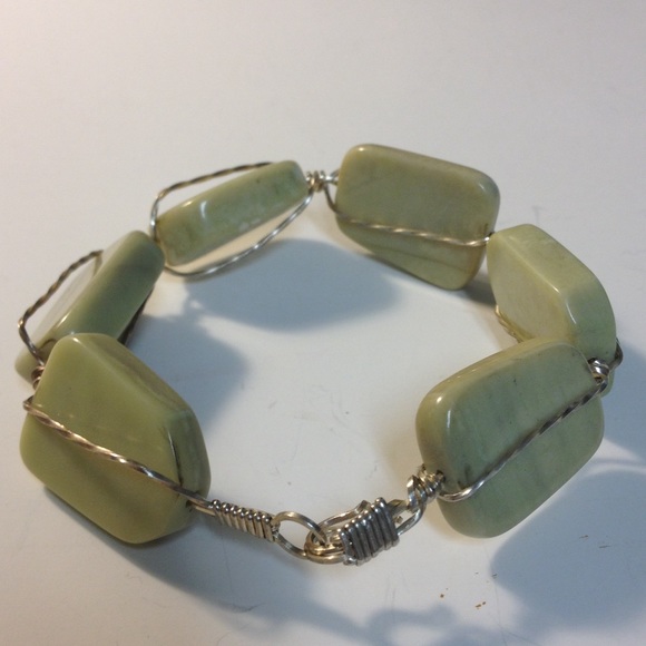 Peridot Jasper and twisted silver wire bracelet