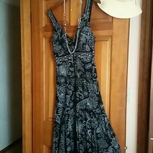 Sundress black and white