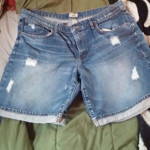 Sz 18/34 Gap boyfriend Jean shorts