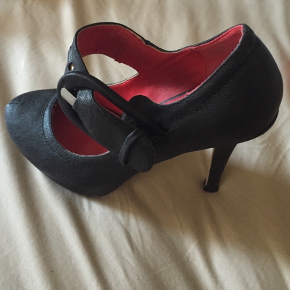 BLACK MARYJANE STYLE SHOES sz 6