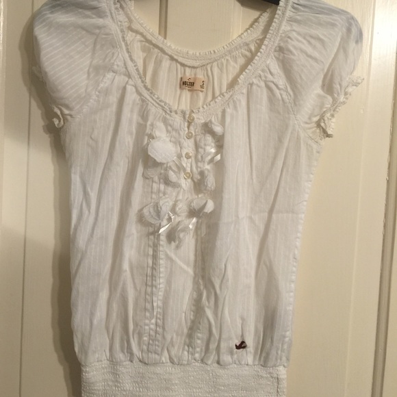 White Hollister shirt