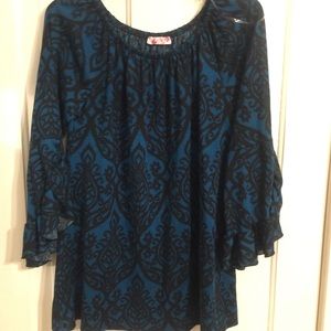 Printed blue and black tunic