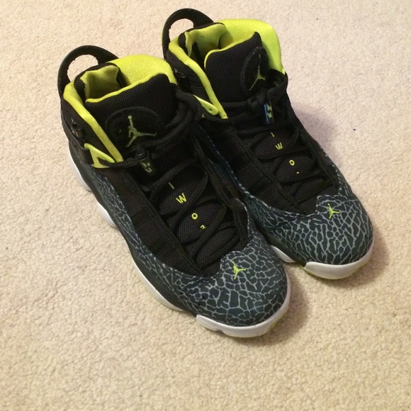 Jordan 6 Rings "Venom Green" size 6y.