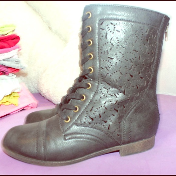 Black boots