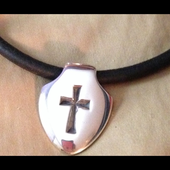 James Avery retired Shield of Faith pendant