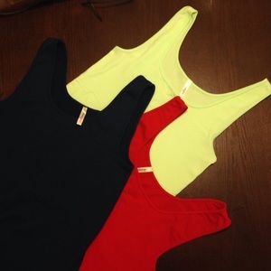 Seamless extra soft tank tops (3)
