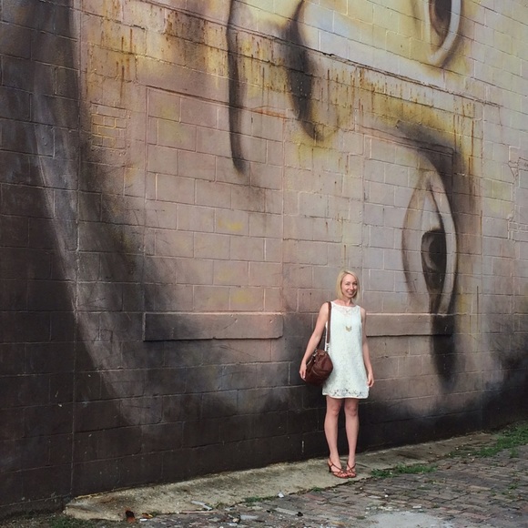 😊Welcome! Bookmark my closet by liking this post! - Picture 8 of 9