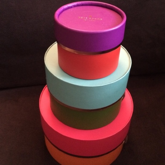 😊Welcome! Bookmark my closet by liking this post! - Picture 9 of 9