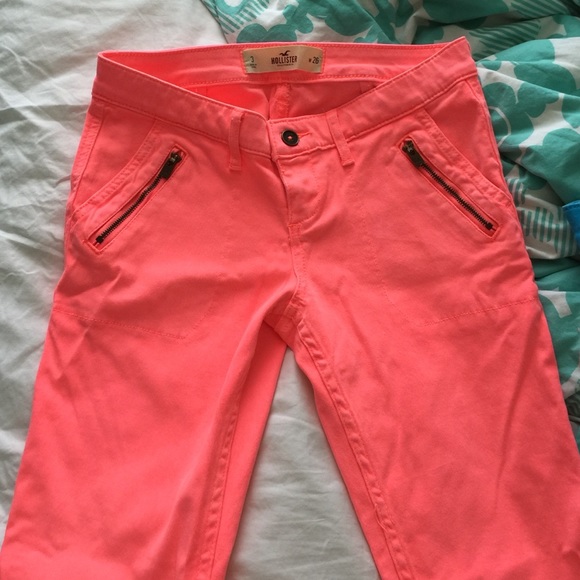 Coral color hollister skinny jeggings