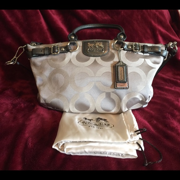 🚫SOLD🚫Coach Madison Op Art Small Silver/Gray - Picture 1 of 4