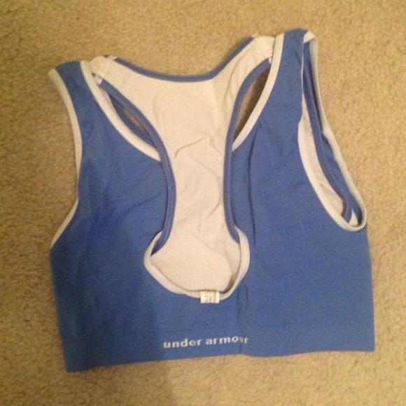 Under armour reversible sports bra - Picture 2 of 4