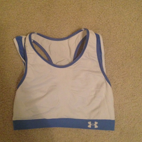 Under armour reversible sports bra - Picture 3 of 4