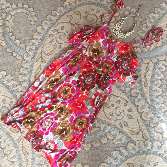 💥HOST PICK💥 Flirty summer dress!