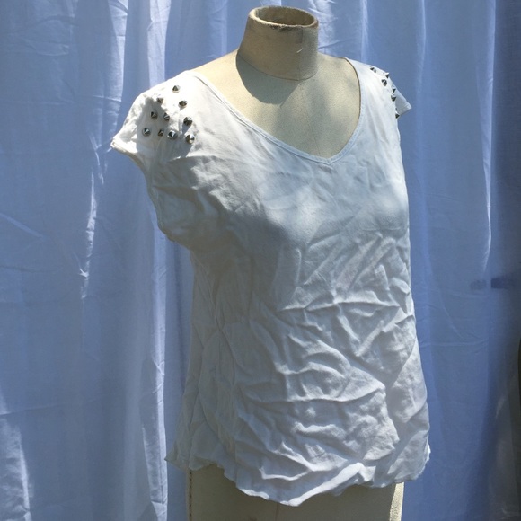 Kirra white flowy shirt