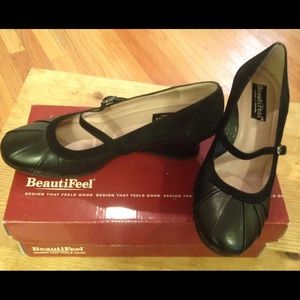 BeautiFeel Black leather/suede ballet wedges