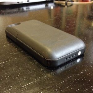 iPhone 4s case (Mophie Juice pack plus)