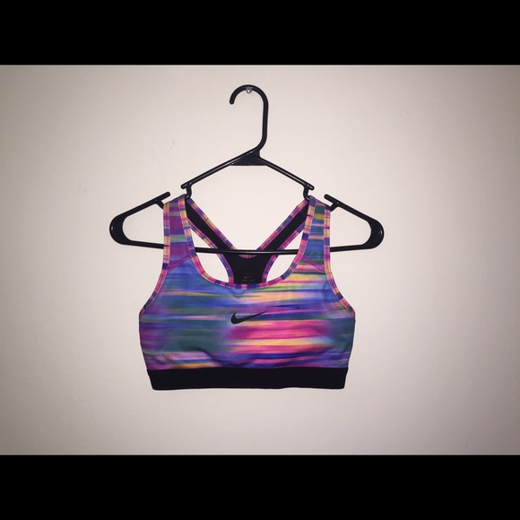 Nike Tops - Nike Pro Sports Bra