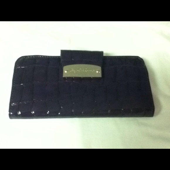 Liz Claiborne Wallet