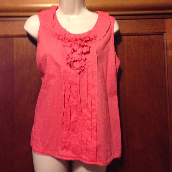 Melon colored summer top with side zip🍉