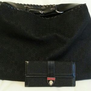 Black signature Gucci with wallet